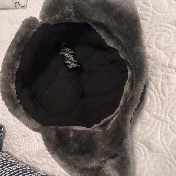 Swiss Tech Warm Quilted Trapper Hat - Picture 7 of 10